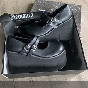 Demonia Kera08 Platform Mary Jane